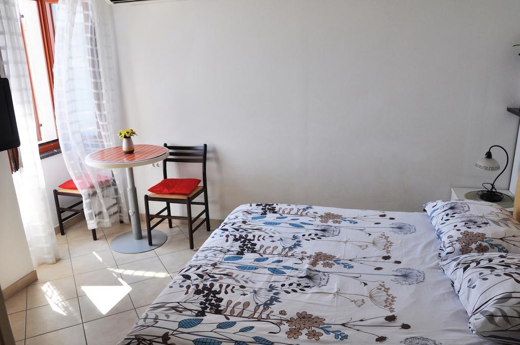 Apartments & Rooms Riva Piran Exterior photo